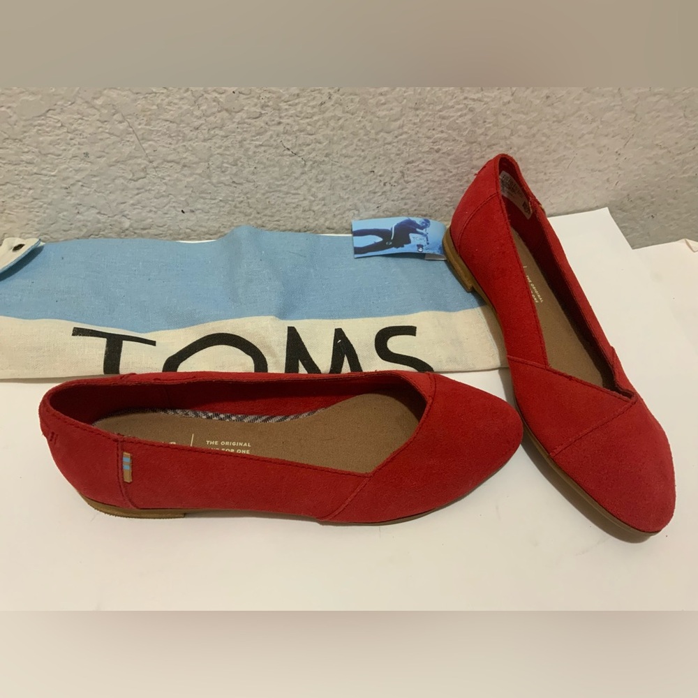Toms Julie Ballet Flats Slip On Comfort Red Suede Casual 6.5